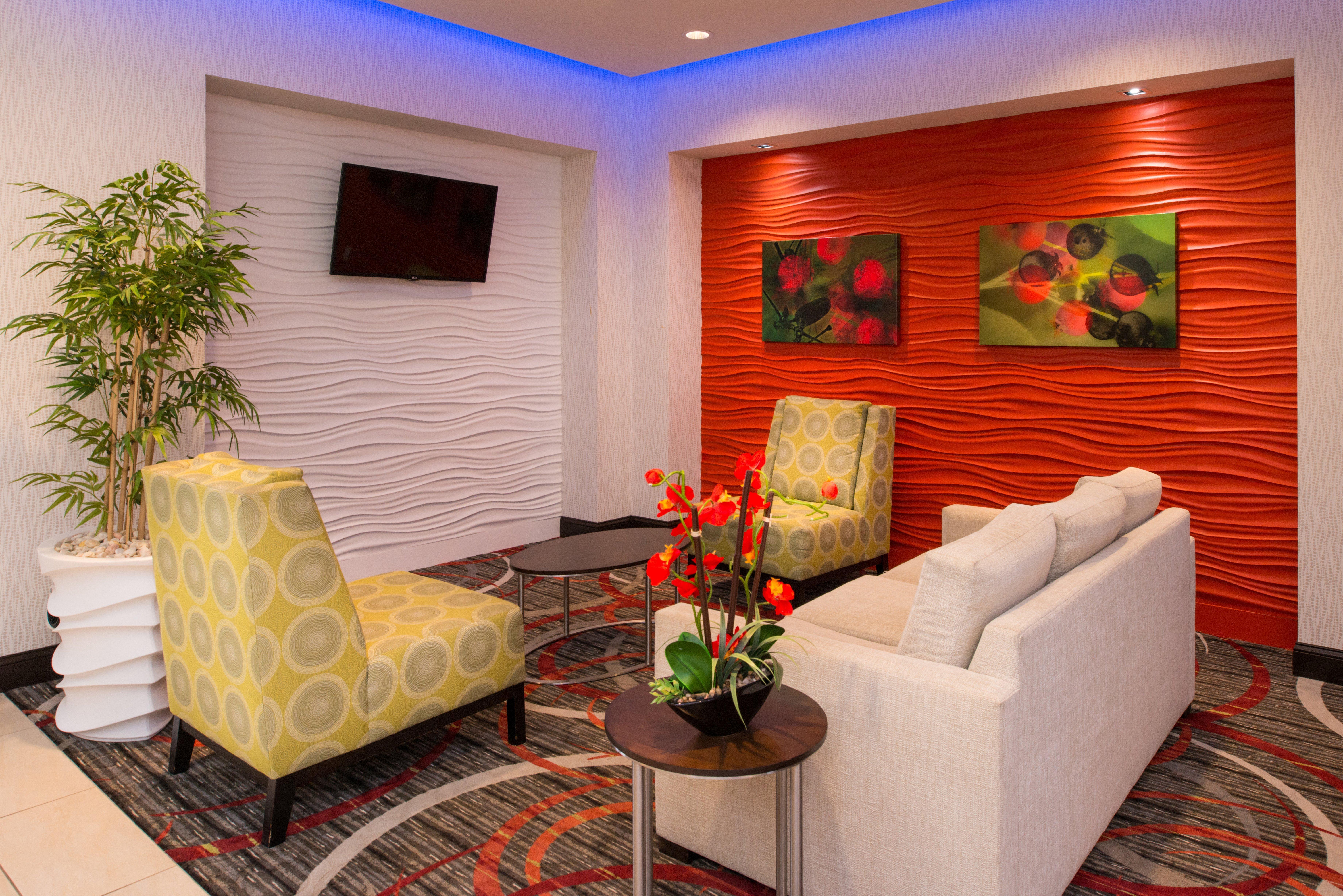 Holiday Inn Express & Suites Monroe By Ihg Exteriör bild