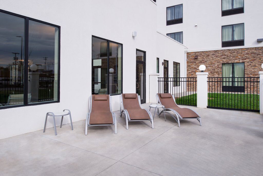 Holiday Inn Express & Suites Monroe By Ihg Exteriör bild